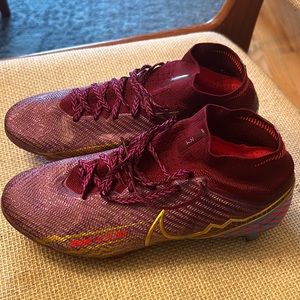 Kylian Mbappé x Zoom Mercurial Superfly 9 Elite FG 'Dark Beetroot'